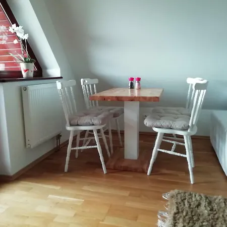 Aisha * Vel'ka Lomnica